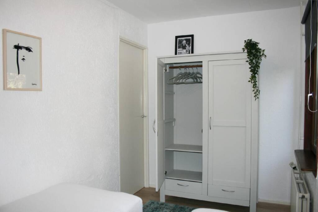 Knus Familiehuisje Nabij Bergen En Schoorl Warmenhuizen Exteriér fotografie